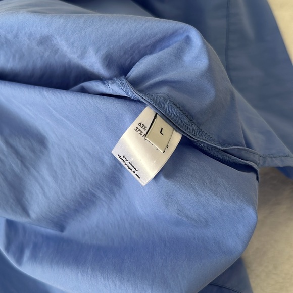 CO Essentials Blue Button-Up Shirt - Size L - Picture 8 of 9